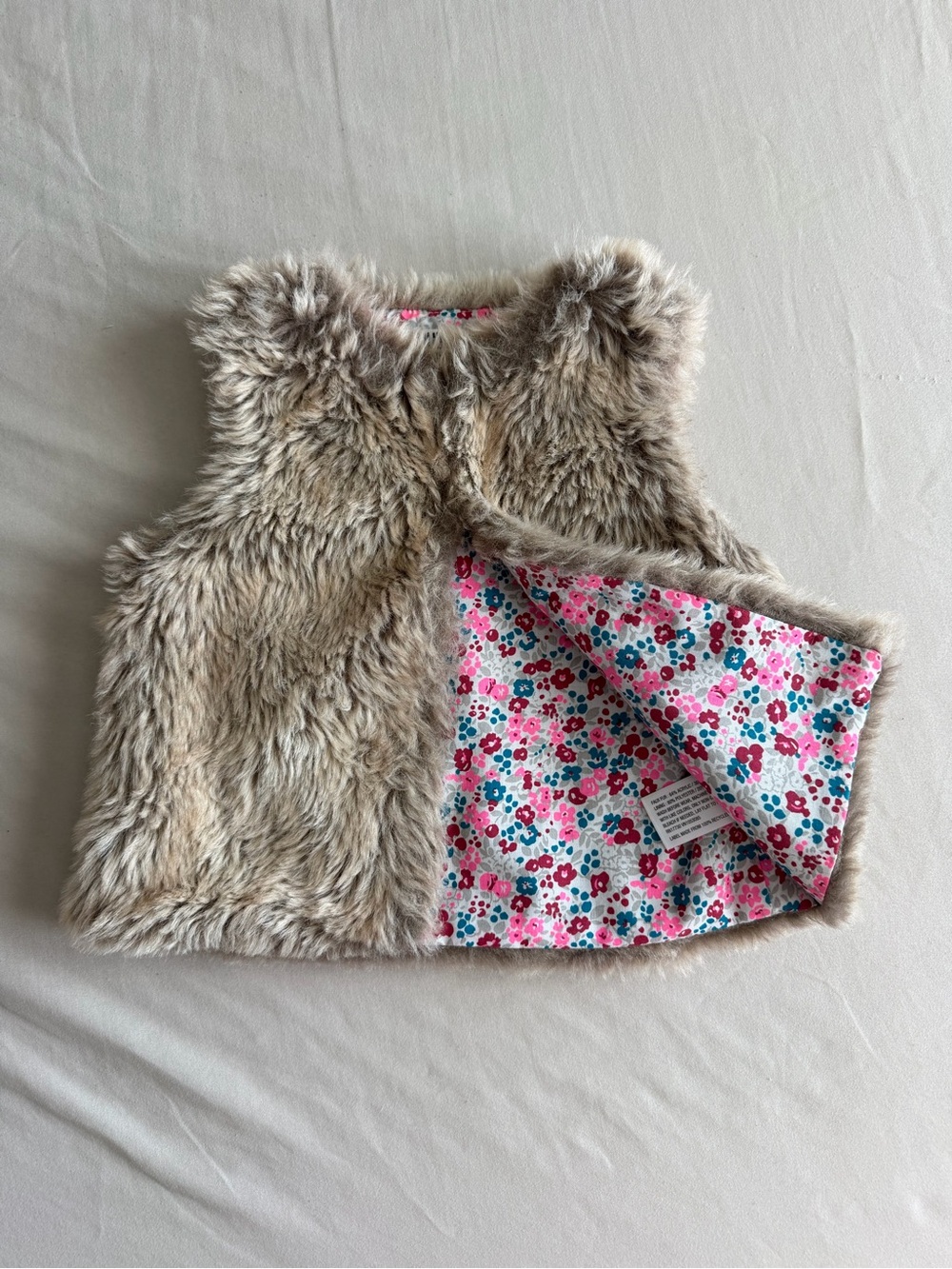 Genuine OSH KOSH Tan Faux Fur Vest with Flower Lining (2T)